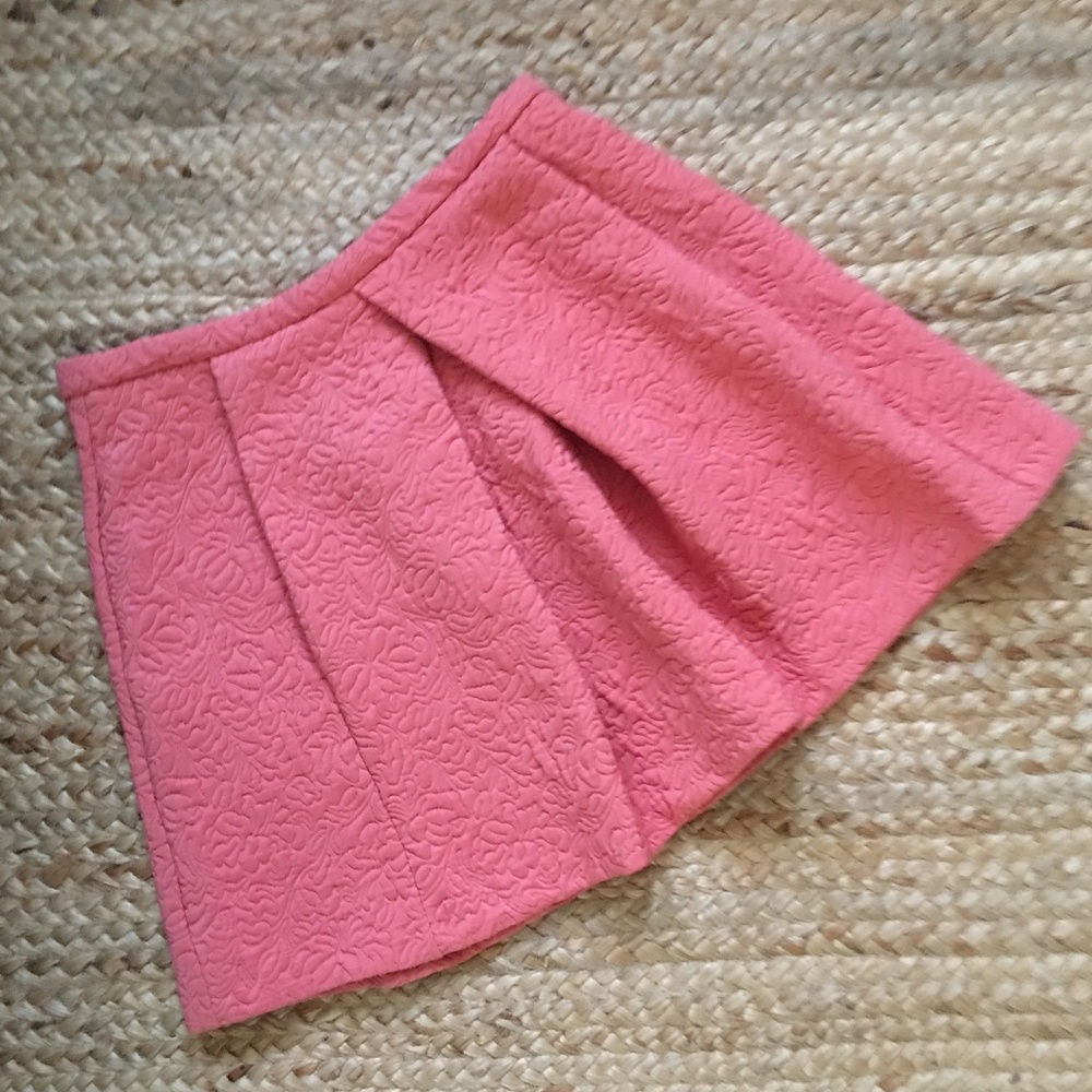 ZARA bubble mini skirt